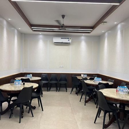 Hotel Lotus Inn Sirsa Εξωτερικό φωτογραφία